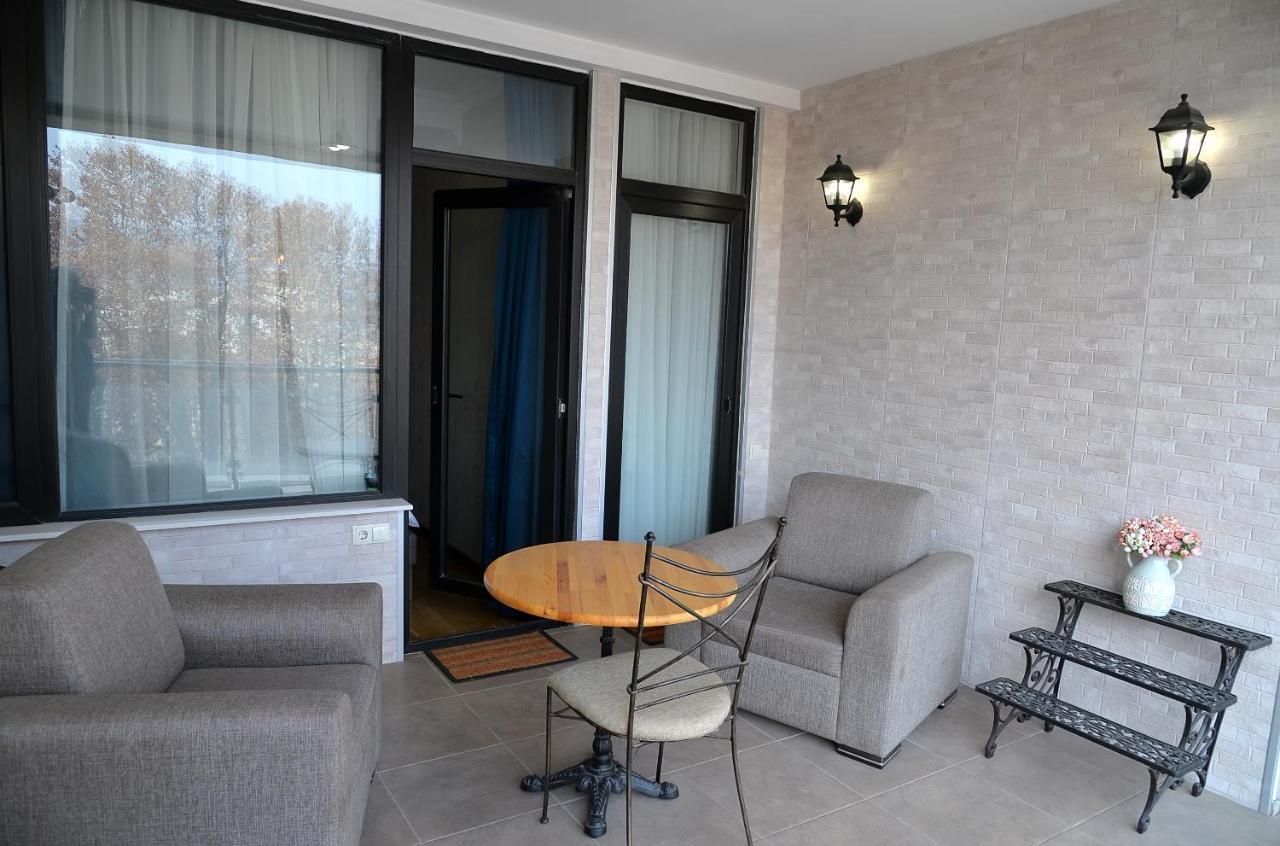Bc Apartments Tbilisi Esterno foto