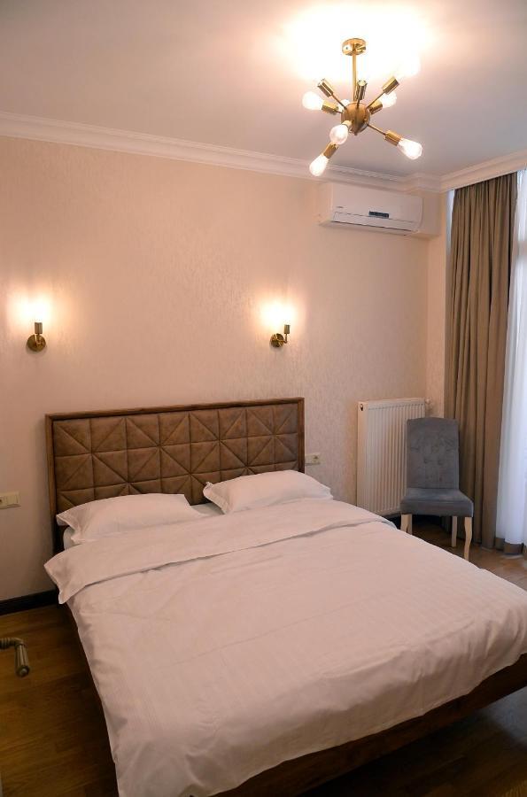Bc Apartments Tbilisi Esterno foto